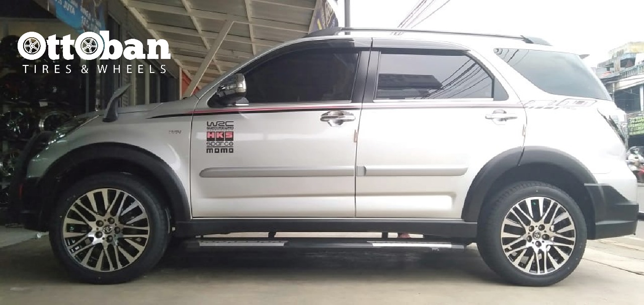Toyota Rush Ganti Ban Accelera Phi R, Gagah!